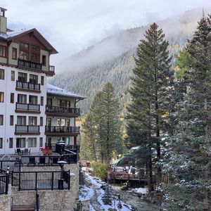 Image post by @skitaos on Instagram
