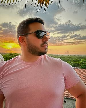 Image post by @dr.victorhugor on Instagram