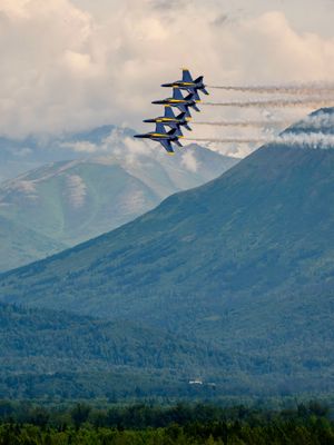 Image post by @usnavyblueangels on Instagram