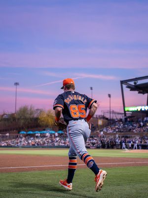 Image post by @mlbazfallleague on Instagram