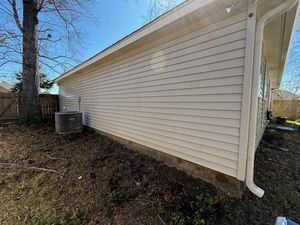 Image post by @RoyalMagnoliaLandscaping on Facebook