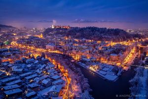 Image post by @droneartgallery on Instagram