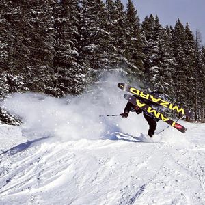 Image post by @j_skis on Instagram