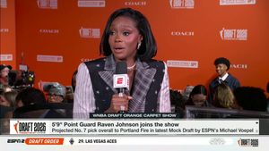 Video post by @espnW on Twitter