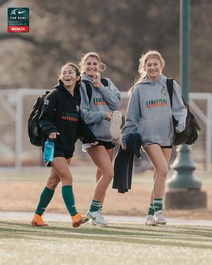 Image post by @ecnlgirls on Instagram