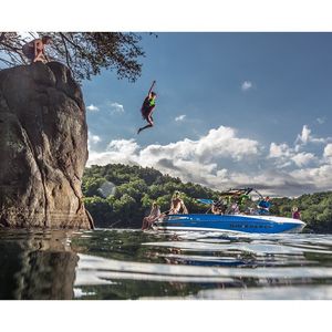 Image post by @malibuboats on Instagram