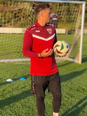 Image post by @goalkeeperdepartment1_gkd on Instagram