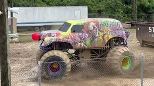 Video post by @monstertruckdaily on YouTube