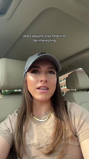 Video post by @arielledangelo on TikTok