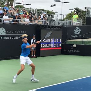 Image post by @usd_tennis on Instagram