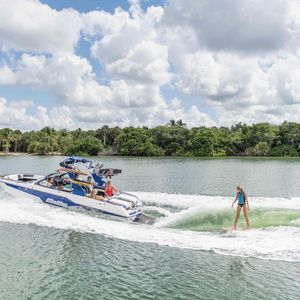 Image post by @malibuboats on Instagram