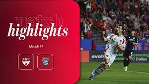 Video post by @fcdallas on YouTube