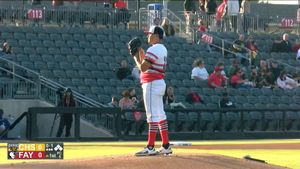 Video post by @ChasRiverDogs on Twitter