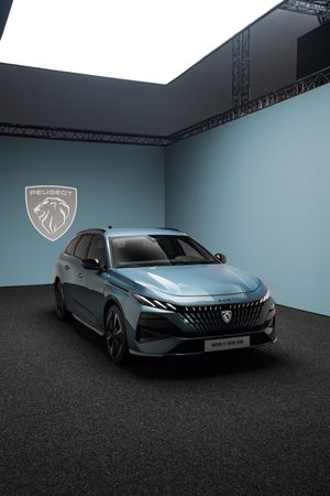 Image post by @peugeot on Instagram