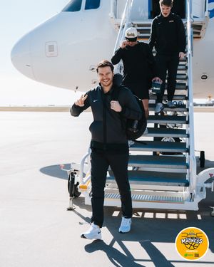 Image post by @vandalhoops on Instagram