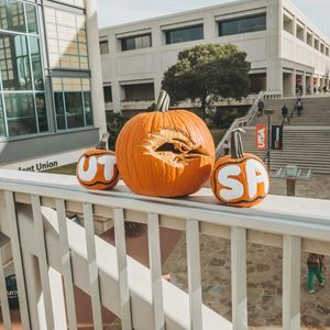 Image post by @utsa on Instagram