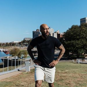 Image post by @timhow1 on Instagram