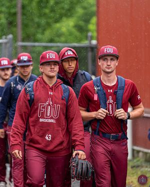 Image post by @FDUKnightsBase on Twitter