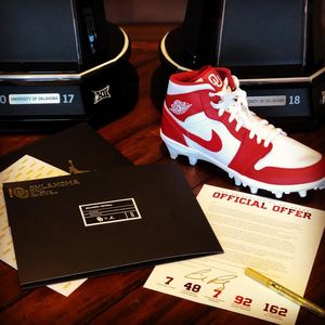 Image post by @lincolnriley on Instagram