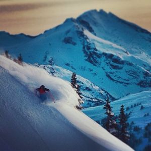 Image post by @whistlerblackcomb on Instagram