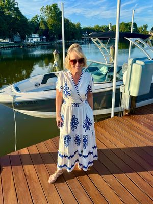 Image post by @taratemptations on Instagram