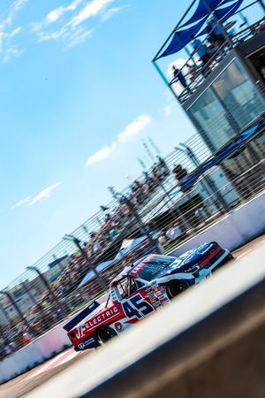 Image post by @NieceMotorsport on Twitter