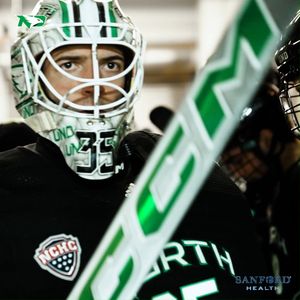 Image post by @undmhockey on Instagram