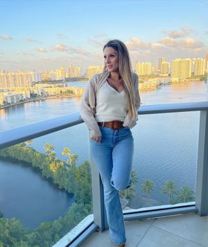 Image post by @ranarealtymiami on Instagram