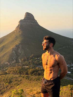 Image post by @itsrobbieg on Instagram