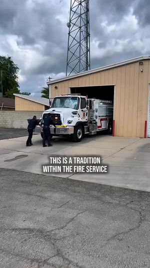 Video post by @KermanFire on Facebook