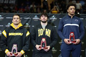 Image post by @Hawks_Wrestling on Twitter