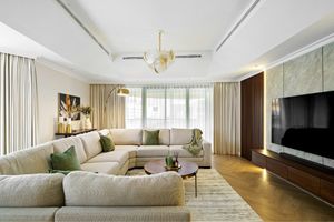 Image post by @kellyraaberealestate on Instagram