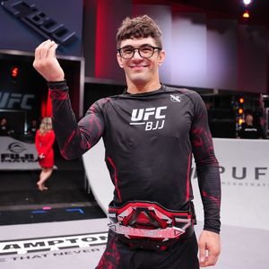Image post by @ufcespanol on Instagram
