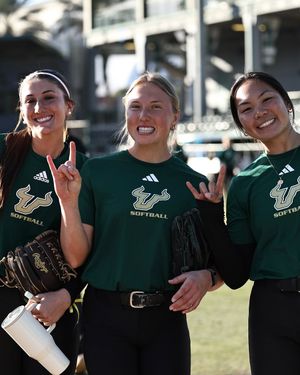 Image post by @usfsoftball on Instagram