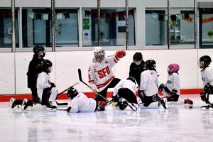 Image post by @SFUHockey on Twitter/X