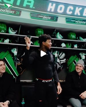 Image post by @undmhockey on Instagram