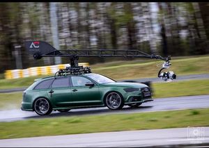 Image post by @motocrane_team on Instagram