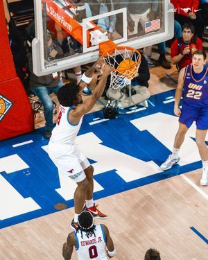 Image post by @SMUBasketball on Twitter