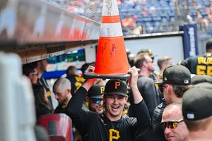 Image post by @Pirates on Twitter