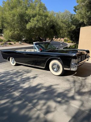 Image post by @barrett_jackson on Instagram