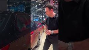 Video post by @BMWBLOG on YouTube