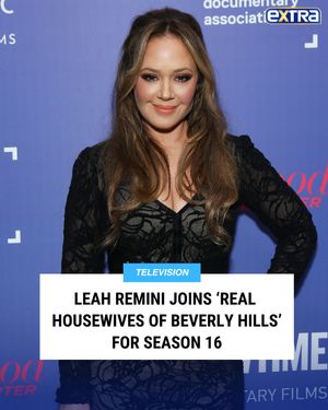 Image post by @extratv on Instagram