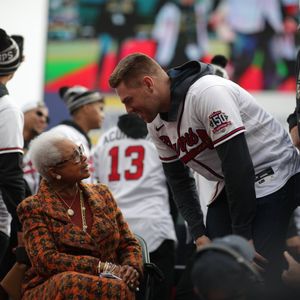 Image post by @MLB on Twitter