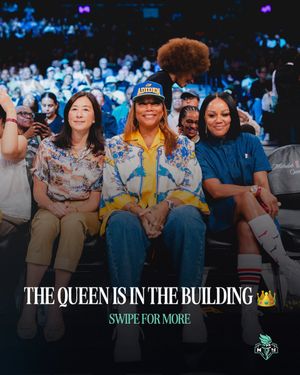 Image post by @nyliberty on Twitter