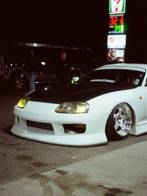 Image post by @midnight_vibesmedia on Instagram