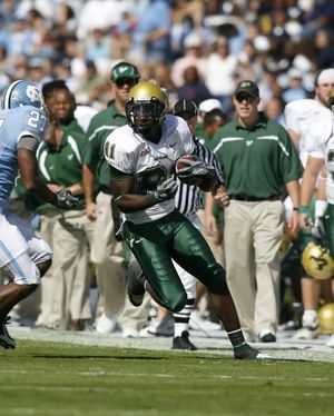 Image post by @usffootball on Instagram