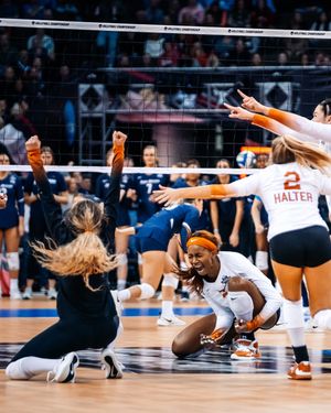 Image post by @texasvolleyball on Instagram