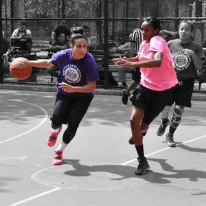 Image post by @ladieswhohoop on Instagram
