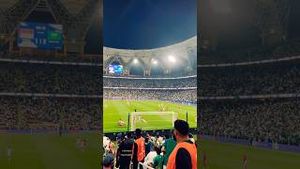 Video post by @maartenpaes01 on YouTube
