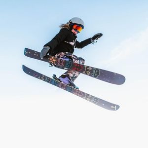 Image post by @j_skis on Instagram